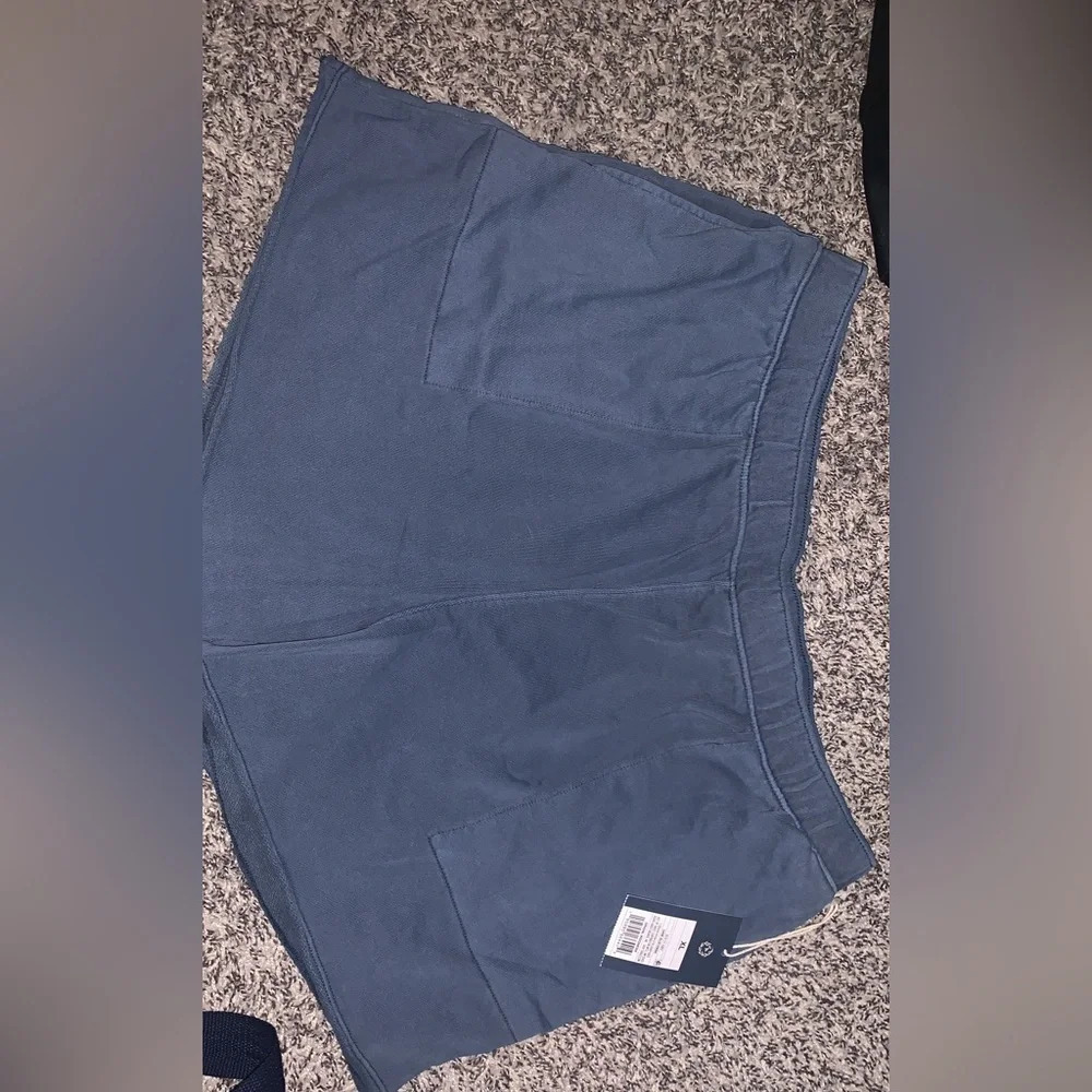 Womens Universal threads XL shorts
